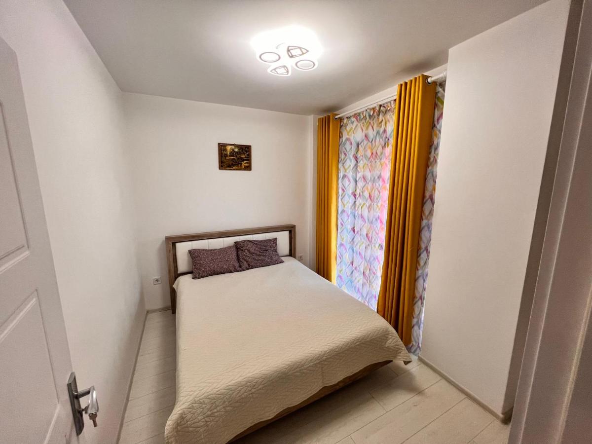 2 Rooms Apartment Airy & Bright Relax Iasi Exterior photo